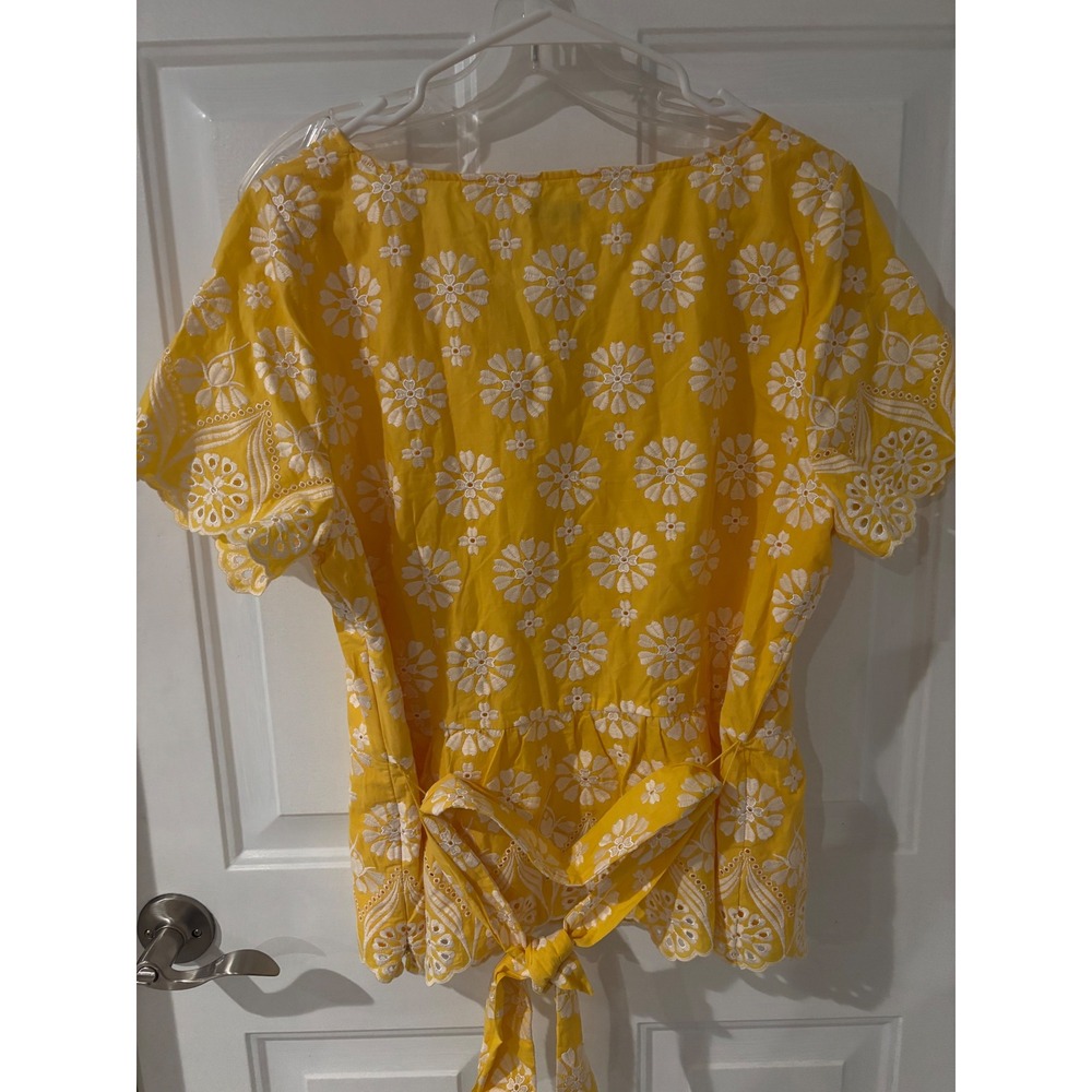 Talbots Eyelet Top Floral Embroidered Tie Waist Yellow Blouse Petite 16P - Picture 3 of 3